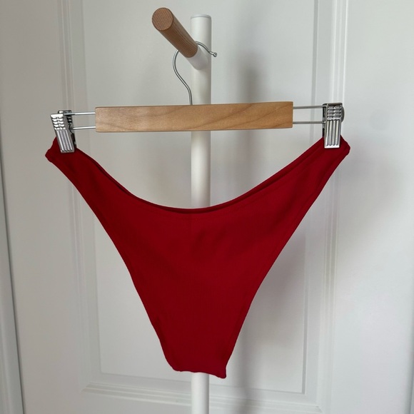 Oysho Piqué Halterneck-Style Bikini Top & Classic Briefs - Picture 7 of 8